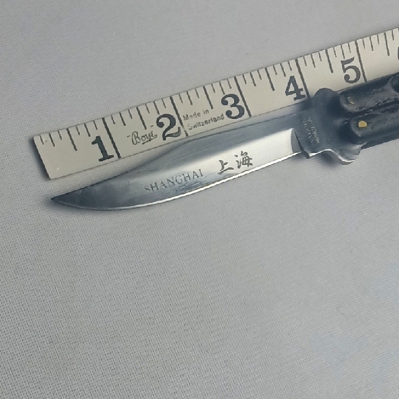 Shanghai Butterfly Knife.
